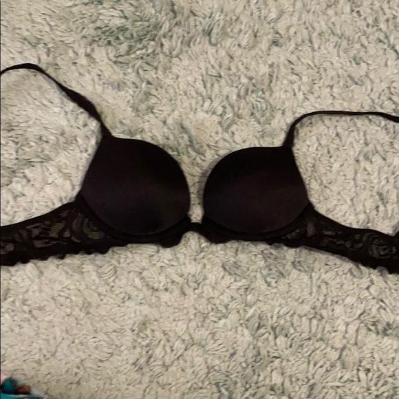 VS PINK BLACK LACE PUSH UP BRA 32A ADJUSTABLE - Picture 1 of 3